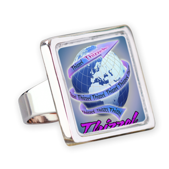 Thizzel Globe Square Ring